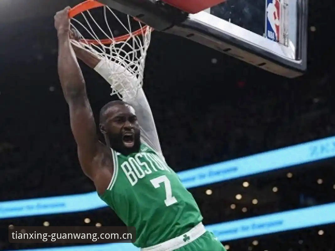 绿军字母哥交易谈判操作教程：从冈萨雷斯去留看懂NBA交易逻辑